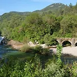 En Cévennes Du Sud, Bergerie Restaurée Au Rez De Jardin D'une Bastide Avec Piscine à Débordement, Vue Exceptionnelle, Authenticité, Confort, Repos Assuré Au Cœur De La Nature * Saint-Laurent-le-Minier