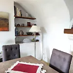 En Cevennes Du Sud, Bergerie Restauree Au Rez De Jardin D'une Bastide Avec Piscine A Debordement, Vue Exceptionnelle, Authenticite, Confort, Repos Assure Au Coeur De La Nature *