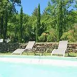 En Cévennes Du Sud, Bergerie Restaurée Au Rez De Jardin D'une Bastide Avec Piscine à Débordement, Vue Exceptionnelle, Authenticité, Confort, Repos Assuré Au Cœur De La Nature Hébergement de vacances *