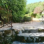 Hébergement de vacances En Cévennes Du Sud, Bergerie Restaurée Au Rez De Jardin D'une Bastide Avec Piscine à Débordement, Vue Exceptionnelle, Authenticité, Confort, Repos Assuré Au Cœur De La Nature *