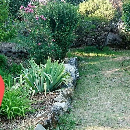 En Cévennes Du Sud, Bergerie Restaurée Au Rez De Jardin D'une Bastide Avec Piscine à Débordement, Vue Exceptionnelle, Authenticité, Confort, Repos Assuré Au Cœur De La Nature *