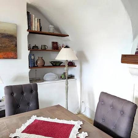 En Cévennes Du Sud, Bergerie Restaurée Au Rez De Jardin D'une Bastide Avec Piscine à Débordement, Vue Exceptionnelle, Authenticité, Confort, Repos Assuré Au Cœur De La Nature *