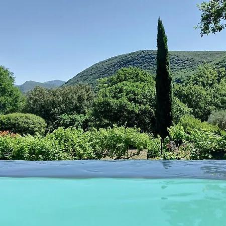 Casa vacanze En Cévennes Du Sud, Bergerie Restaurée Au Rez De Jardin D'une Bastide Avec Piscine à Débordement, Vue Exceptionnelle, Authenticité, Confort, Repos Assuré Au Cœur De La Nature