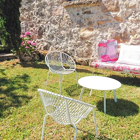 Casa vacanze En Cévennes Du Sud, Bergerie Restaurée Au Rez De Jardin D'une Bastide Avec Piscine à Débordement, Vue Exceptionnelle, Authenticité, Confort, Repos Assuré Au Cœur De La Nature Saint-Laurent-le-Minier