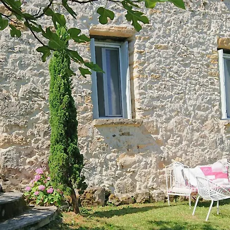 En Cevennes Du Sud, Bergerie Restauree Au Rez De Jardin D'une Bastide Avec Piscine A Debordement, Vue Exceptionnelle, Authenticite, Confort, Repos Assure Au Coeur De La Nature *