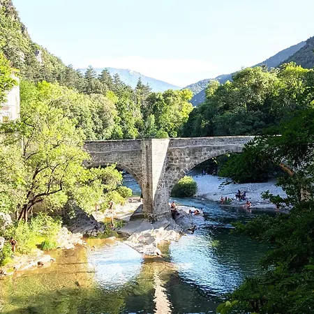 En Cévennes Du Sud, Bergerie Restaurée Au Rez De Jardin D'une Bastide Avec Piscine à Débordement, Vue Exceptionnelle, Authenticité, Confort, Repos Assuré Au Cœur De La Nature * Saint-Laurent-le-Minier